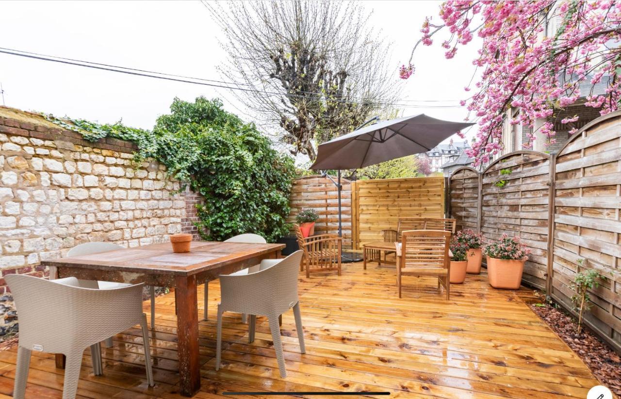Le 102, Maison Avec Terrasse Et Parking Gare De Ruão Exterior foto