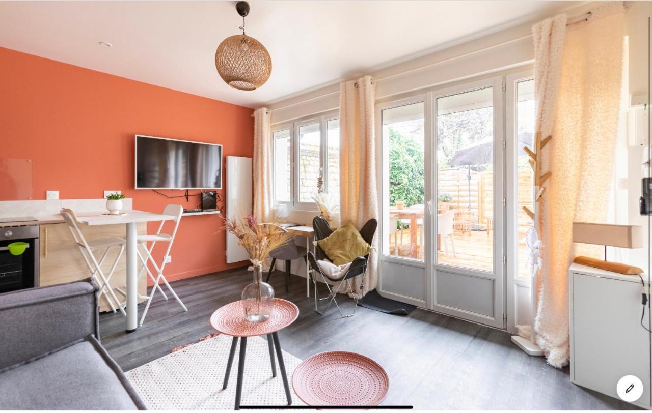 Le 102, Maison Avec Terrasse Et Parking Gare De Ruão Exterior foto